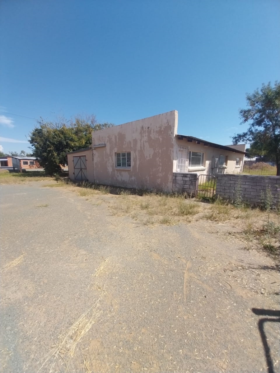 Commercial Property for Sale in Jan Kempdorp Northern Cape